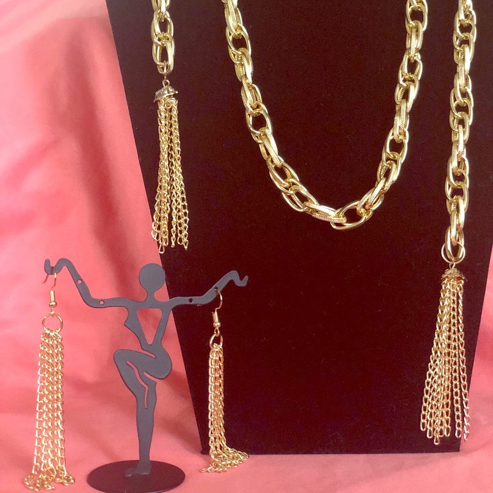 Necklace Set